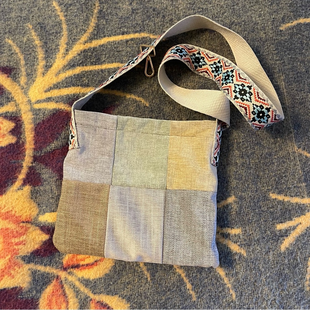 Handmade shoulder bag. Pink liner with clip on strap